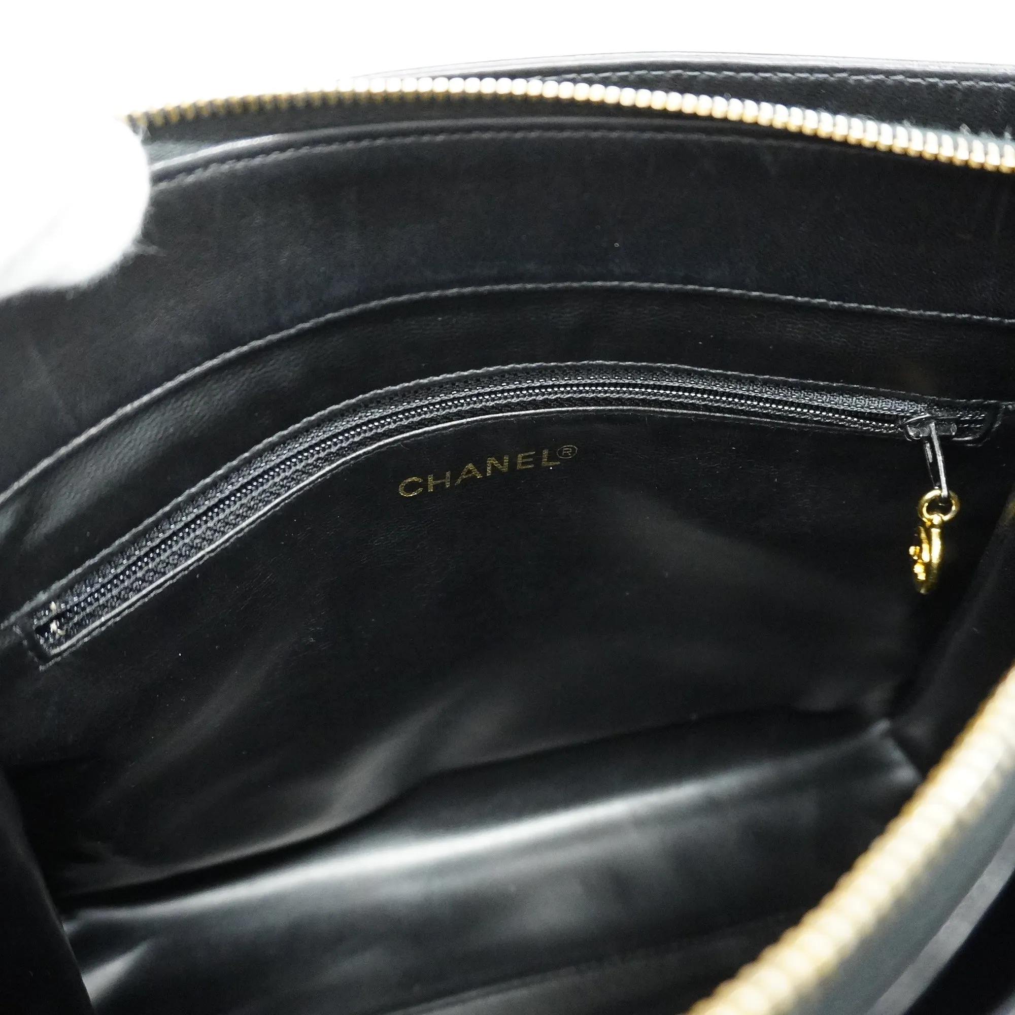 CHANEL  Chain Shoulder Women's Leather Shoulder Bag Black